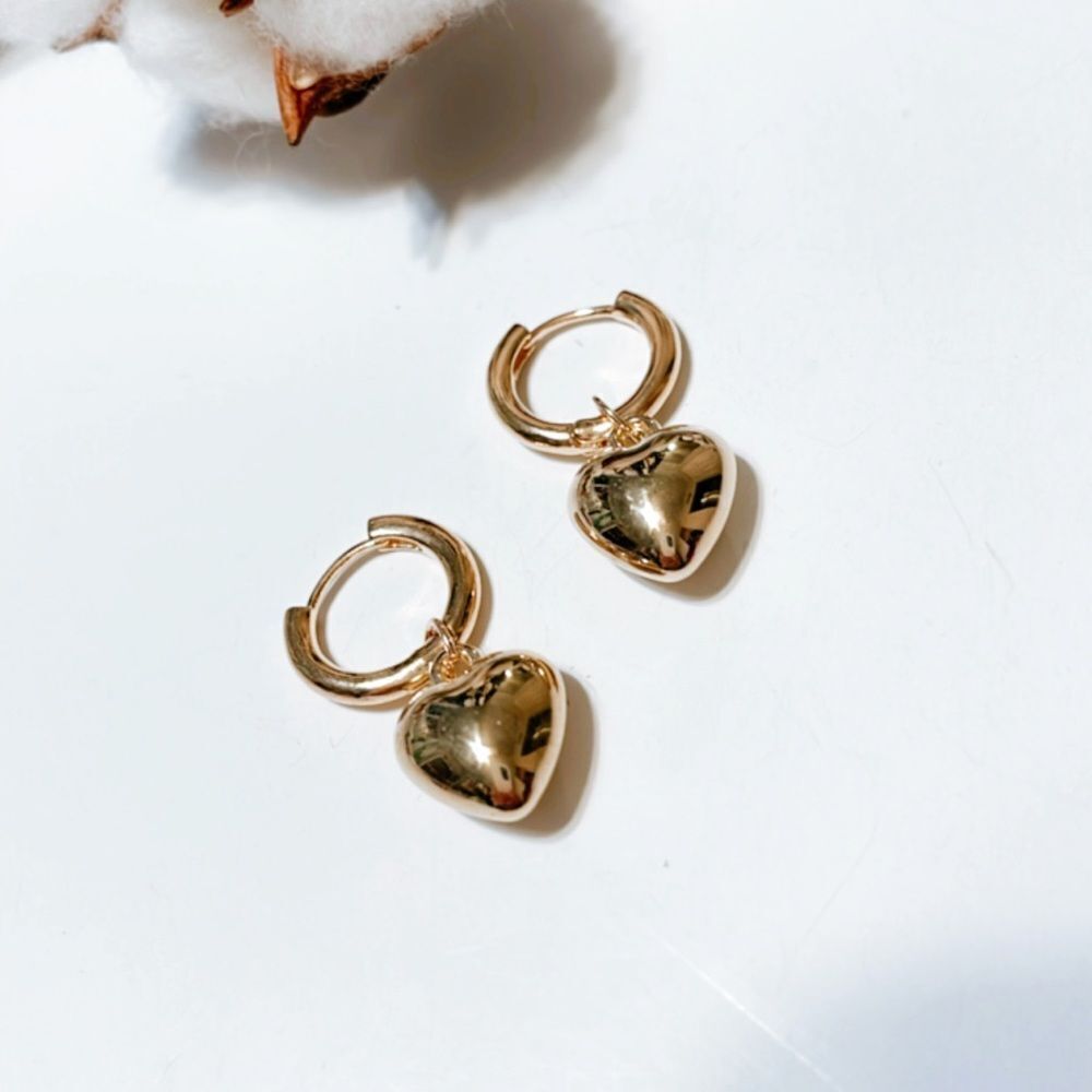 Gold heart dangle hoop earrings N262 - Picture 5 of 5